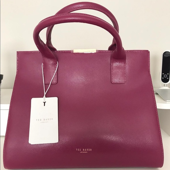 Ted Baker Handbags - NWT Ted baker Laurena mini grain metal bar tote